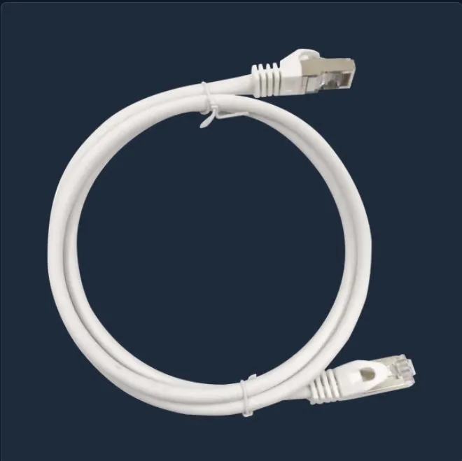 [https://www.syscom.mx/products/171840] Patch Cord Cat6A 10G blindado 2M ( 6.25 ft ) BLANCO